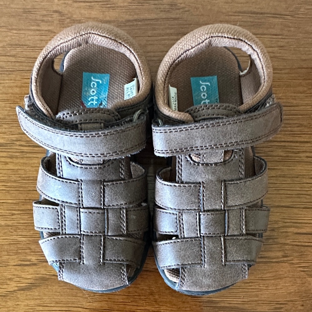 Scott David Kids Brown Strap Sandals EUC